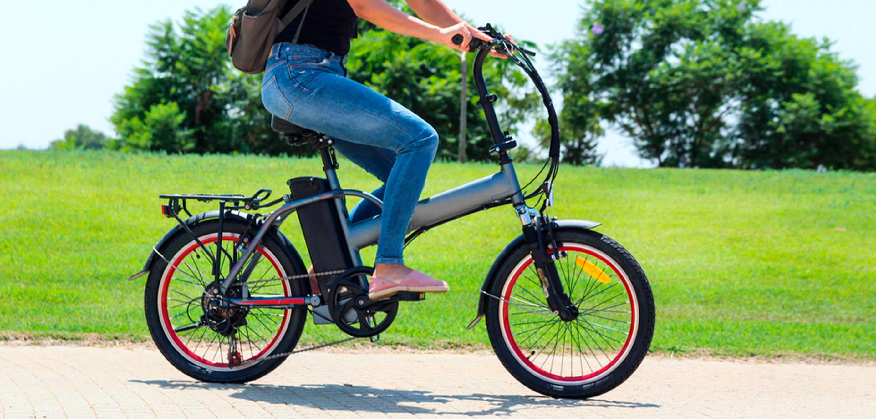 How to Ride Safely and Avoid E-Bike Accidents
