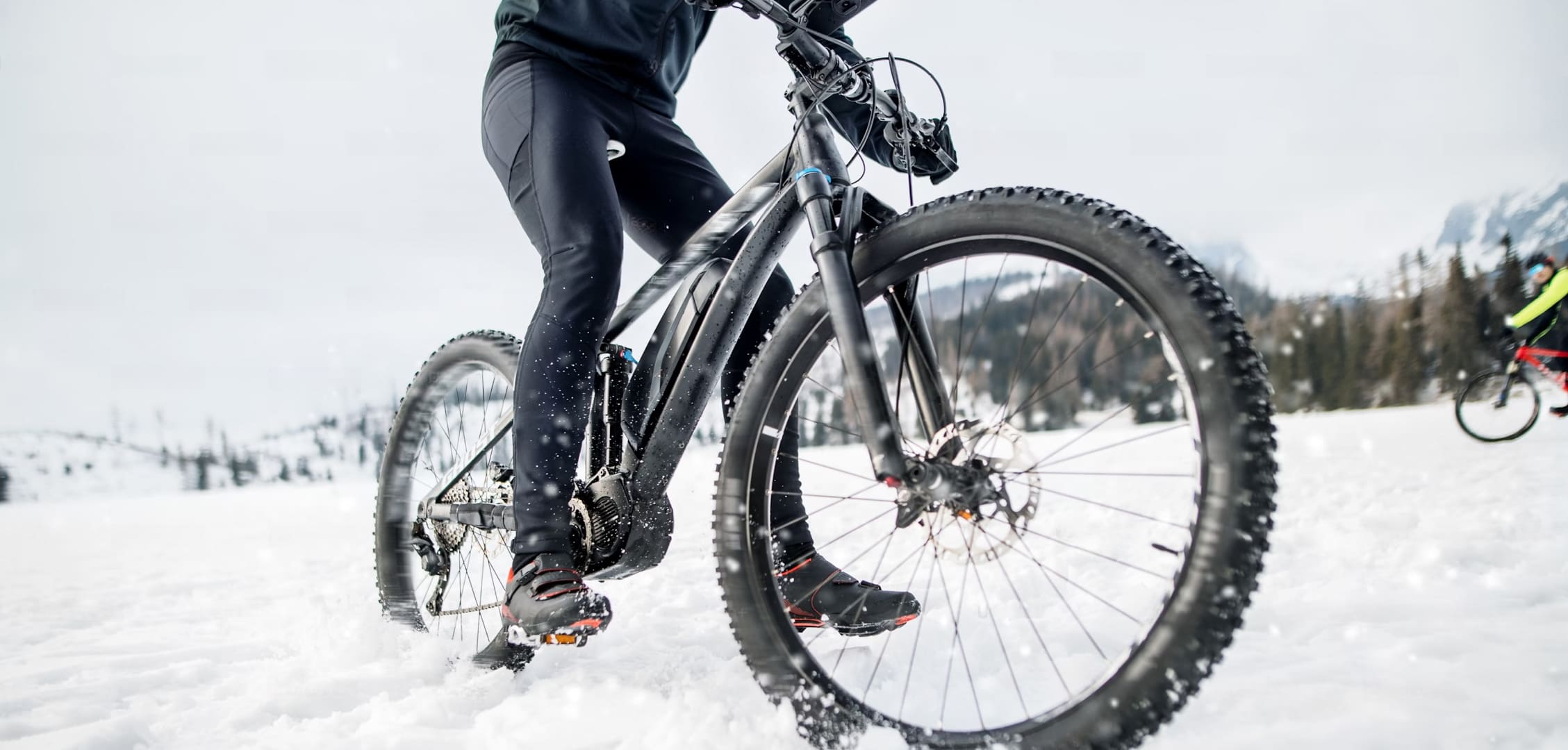 The Complete Guide to Winter Riding with E-Bikes