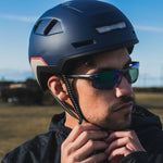 Bild in Galerie-Viewer laden, Logan Retro Cool Modern Safe Bike Helmet
