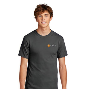 Young man in XNITO T-Shirt, dark gray