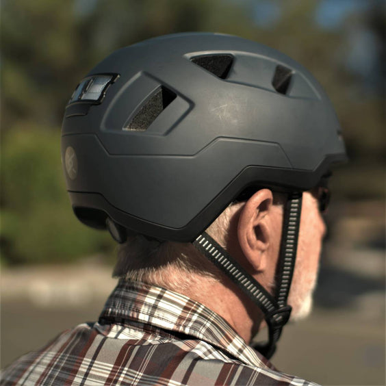 Back view of man wearing Urbanite eBike helmet